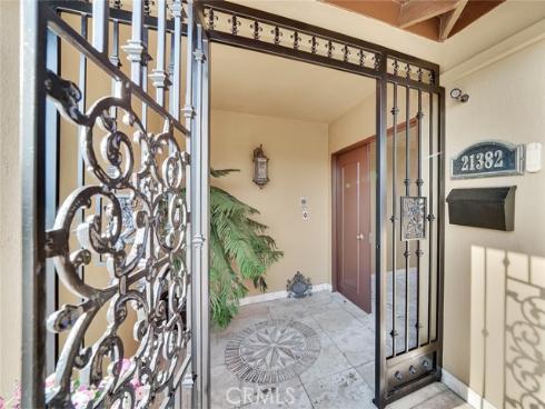 21382  Lemontree  , Huntington Beach, CA