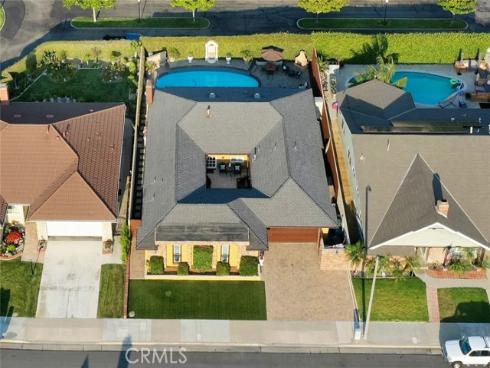 21382  Lemontree  , Huntington Beach, CA