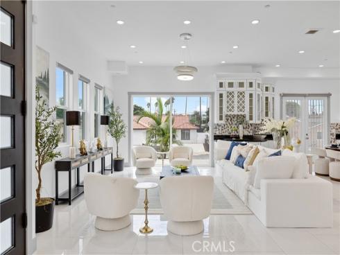 7702  Alberta  , Huntington Beach, CA