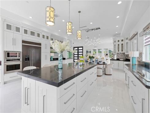 7702  Alberta  , Huntington Beach, CA