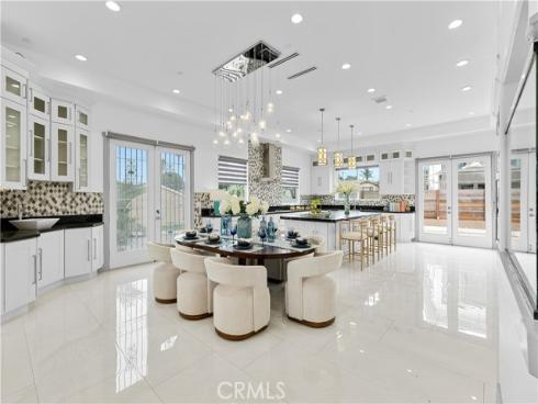 7702  Alberta  , Huntington Beach, CA