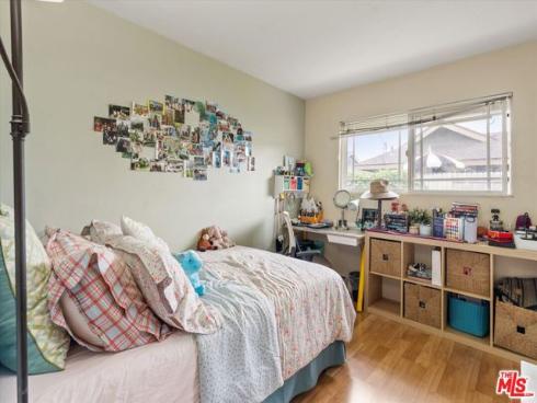 19941  Carmania   Lane, Huntington Beach, CA