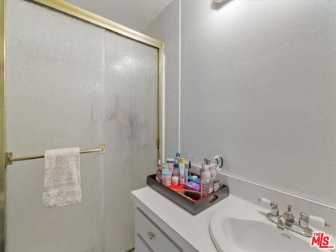 19941  Carmania   Lane, Huntington Beach, CA