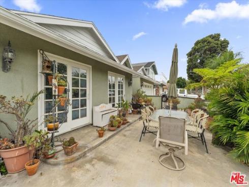 19941  Carmania   Lane, Huntington Beach, CA