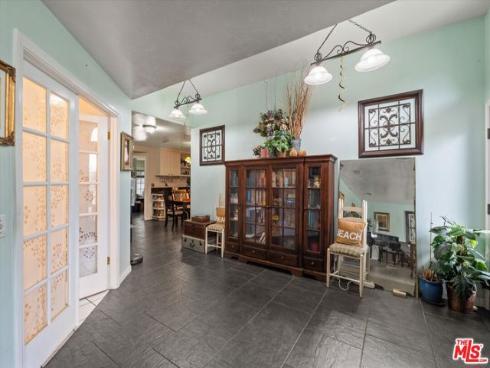 19941  Carmania   Lane, Huntington Beach, CA