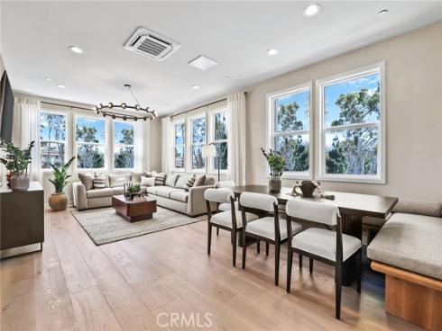 19051  Main  101  Street, Huntington Beach, CA