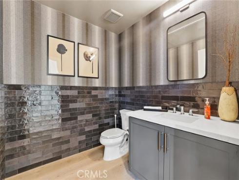 19051  Main  101  Street, Huntington Beach, CA