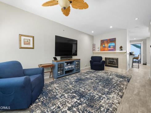 7412  Seabluff  108  Drive, Huntington Beach, CA