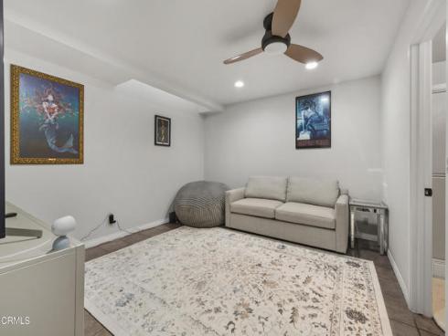 7412  Seabluff  108  Drive, Huntington Beach, CA