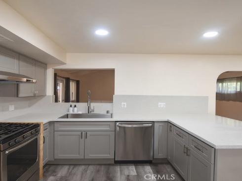 6631  Walton  , Huntington Beach, CA