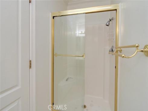 8886  Plumas  1124A  Circle, Huntington Beach, CA