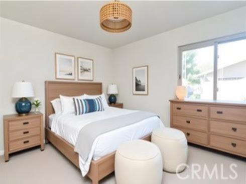 8886  Plumas  1124A  Circle, Huntington Beach, CA