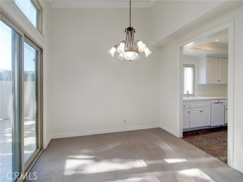 8886  Plumas  1124A  Circle, Huntington Beach, CA