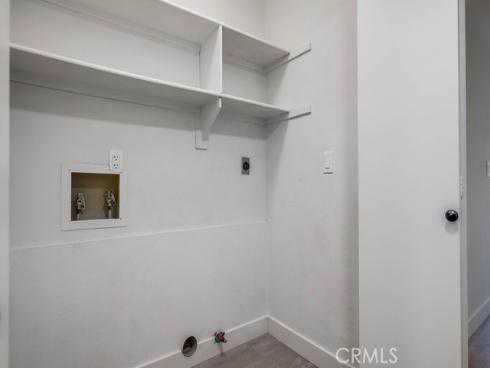 4682  Warner  B102 , Huntington Beach, CA