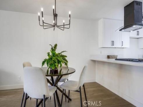 4682  Warner  B102 , Huntington Beach, CA