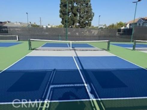 4682  Warner  B102 , Huntington Beach, CA