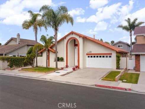 21211  Poston   Lane, Huntington Beach, CA