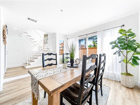 18859  Milos   Circle, Huntington Beach, CA