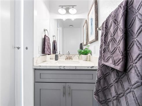 18859  Milos   Circle, Huntington Beach, CA