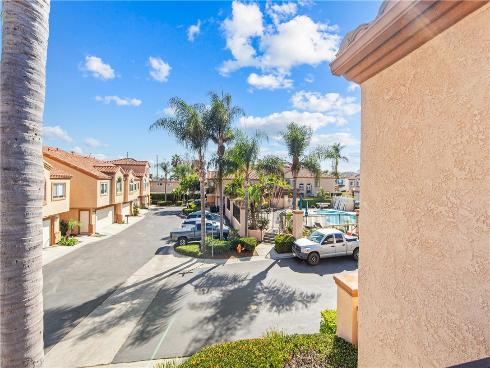 18859  Milos   Circle, Huntington Beach, CA
