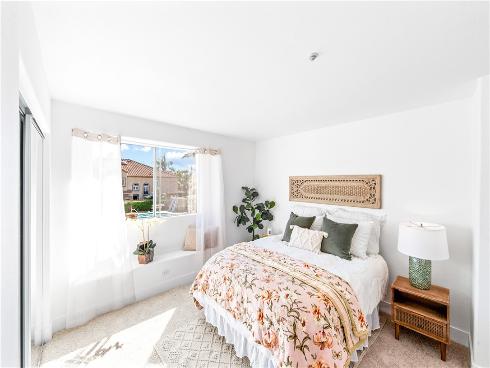 18859  Milos   Circle, Huntington Beach, CA