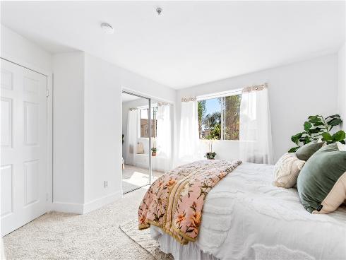 18859  Milos   Circle, Huntington Beach, CA