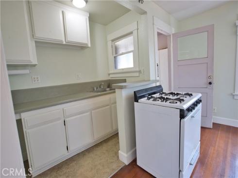 228  12th  1113 Olive Av  Street, Huntington Beach, CA