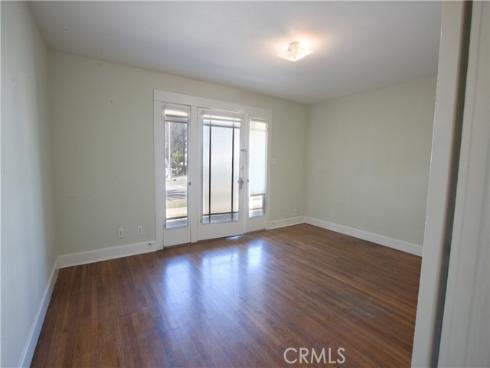 228  12th  1113 Olive Av  Street, Huntington Beach, CA