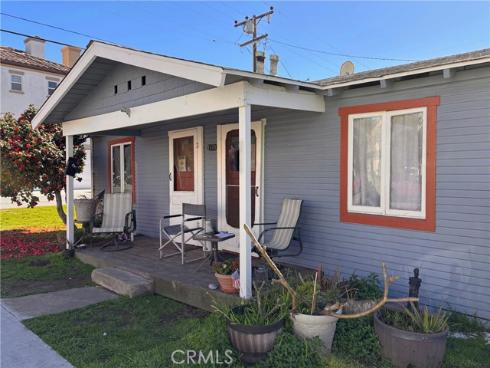 1111  Olive  A & B  Avenue, Huntington Beach, CA