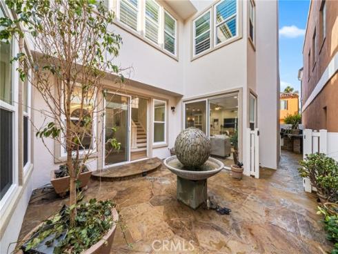 304  Goldenwest Street  , Huntington Beach, CA
