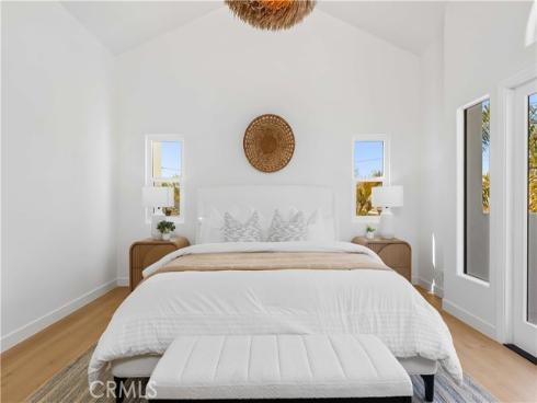 204  Lincoln Ave  , Huntington Beach, CA