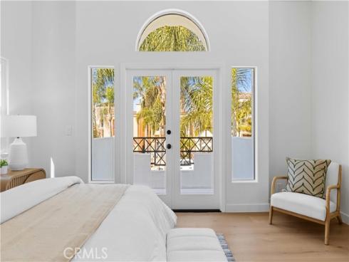 204  Lincoln Ave  , Huntington Beach, CA