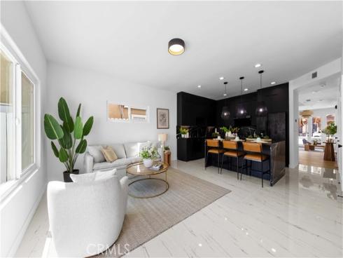 204  Lincoln Ave  , Huntington Beach, CA