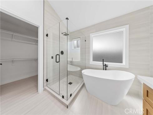 204  Lincoln Ave  , Huntington Beach, CA