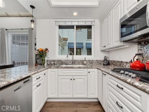 19451  Pompano Lane  110  Lane, Huntington Beach, CA