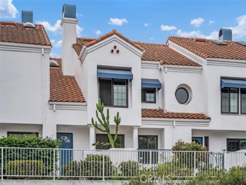 19451  Pompano Lane  110  Lane, Huntington Beach, CA