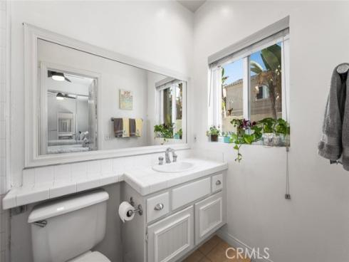 1516  Pacific Coast  101 , Huntington Beach, CA