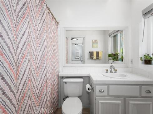 1516  Pacific Coast  101 , Huntington Beach, CA