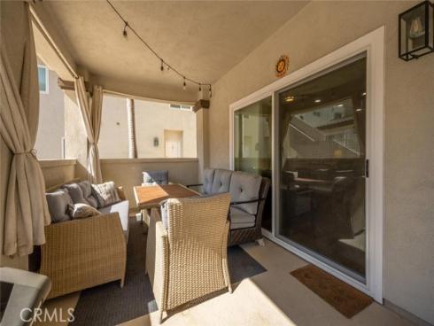 1516  Pacific Coast  101 , Huntington Beach, CA