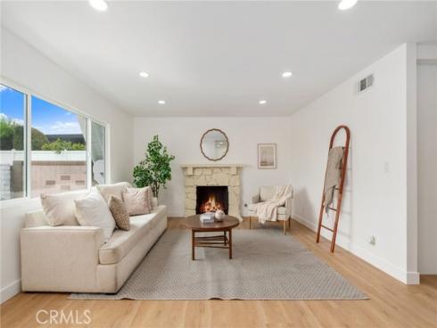 8171  Holland   Drive, Huntington Beach, CA