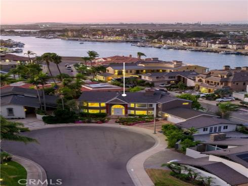 16502  Mariana   Circle, Huntington Beach, CA