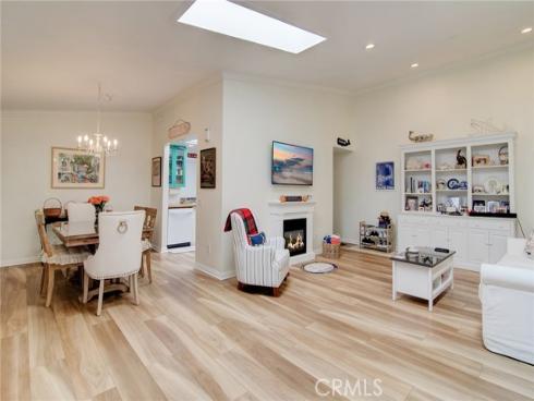 8788  Coral Springs  203 H  Court, Huntington Beach, CA