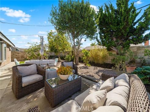 5862  Raphael  , Huntington Beach, CA