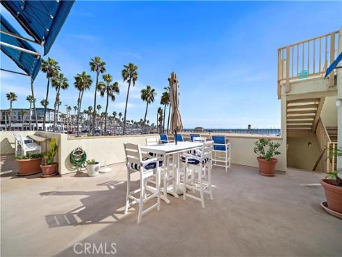 711  Pacific Coast  330 , Huntington Beach, CA