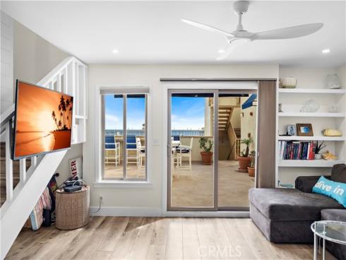 711  Pacific Coast  330 , Huntington Beach, CA