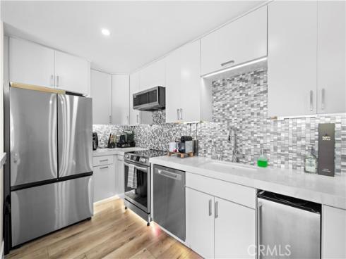 711  Pacific Coast  330 , Huntington Beach, CA