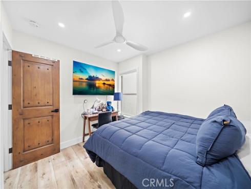 711  Pacific Coast  330 , Huntington Beach, CA