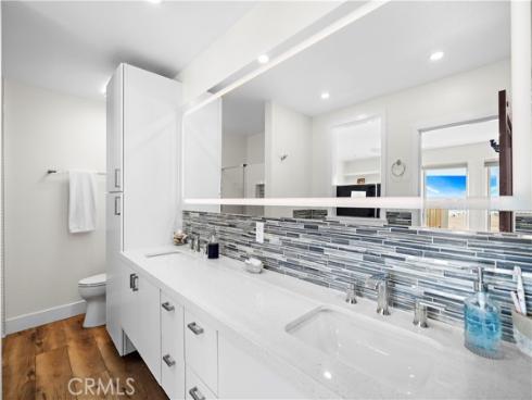 711  Pacific Coast  330 , Huntington Beach, CA