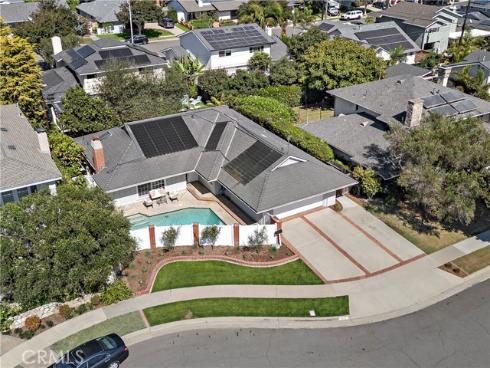 9021  Niguel   Circle, Huntington Beach, CA