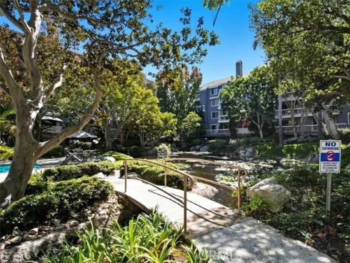 20331  Bluffside  A411  Circle, Huntington Beach, CA